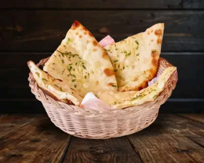 CHEESE NAAN